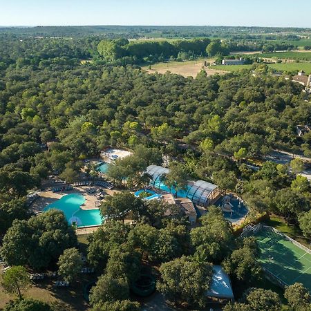 Camping Les Pres Du Roi Sommières Zewnętrze zdjęcie