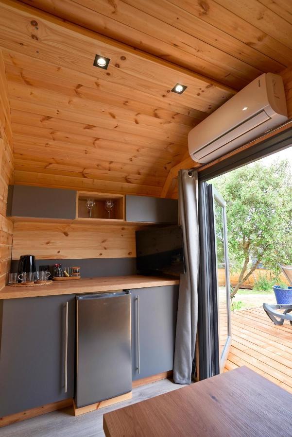 Camping Les Pres Du Roi Sommières Zewnętrze zdjęcie