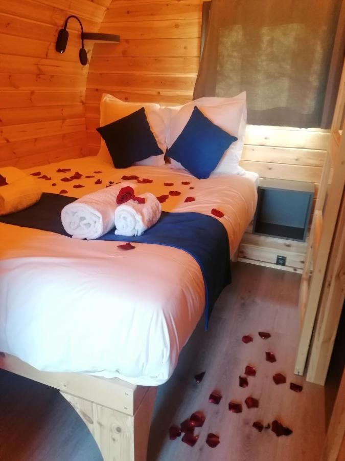 Camping Les Pres Du Roi Sommières Zewnętrze zdjęcie